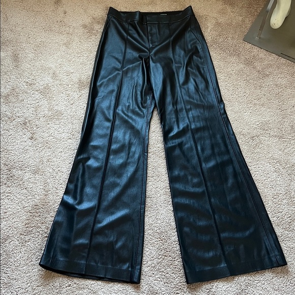 NWOT Alice + Olivia Black Faux Wide-Leg Pants - Picture 2 of 8